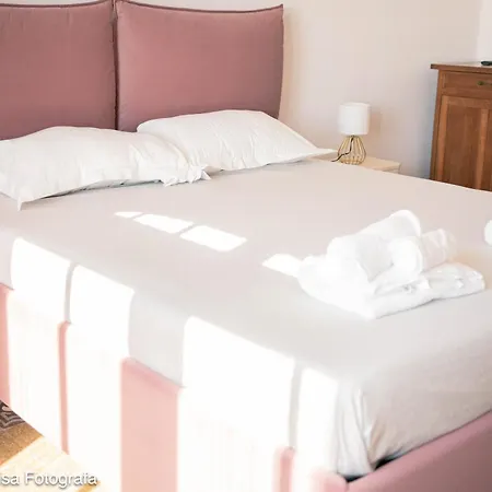 8 Archi Sul Mare Exclusive Sea View شقة *