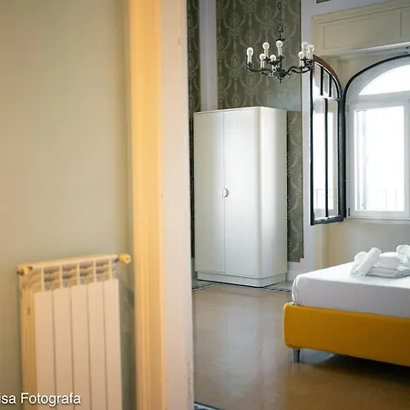 8 Archi Sul Mare Exclusive Ferris Wheel View Bari