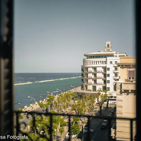 8 Archi Sul Mare Exclusive Ferris Wheel View Bari