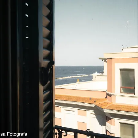 8 Archi Sul Mare Exclusive Ferris Wheel View Bari